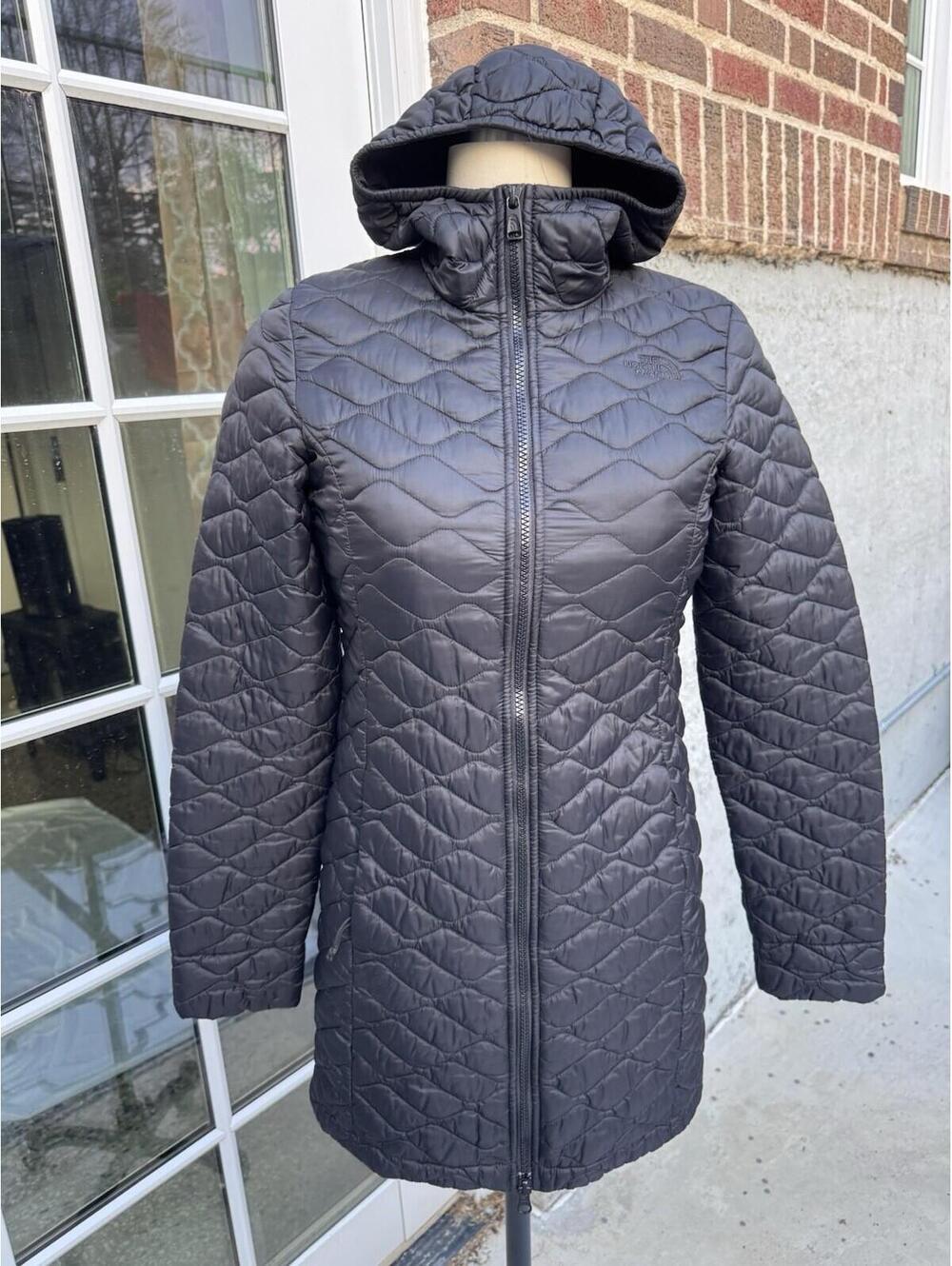 The North Face Womens Sz Xs Black Quilted Long Jacket Coat Hooded